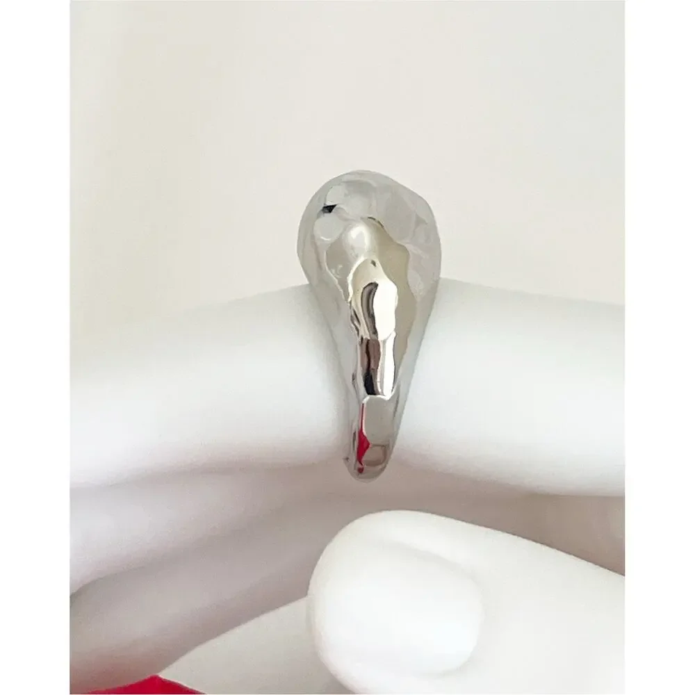 STELLA & DOT Hammered Silver Dome Ring